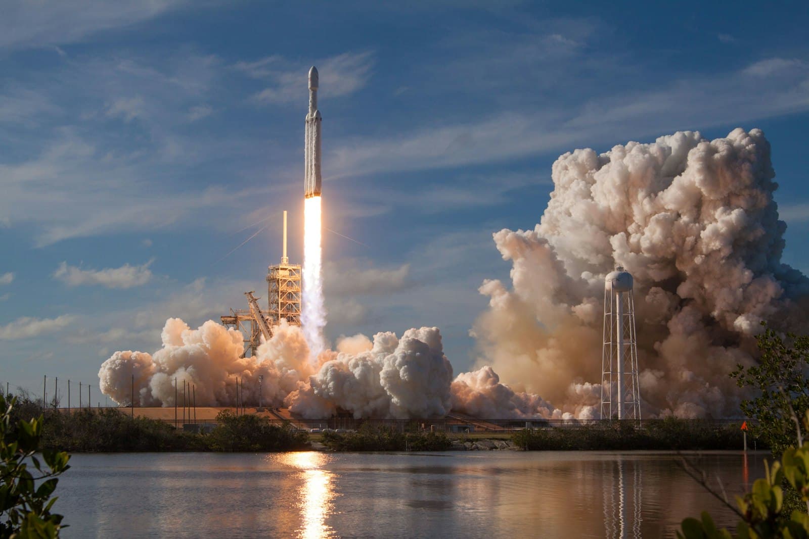 SpaceX-aktier – kan man köpa dem som privatperson i Sverige?