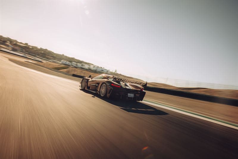 Koenigsegg redovisar tillväxt och stärkt lönsamhet för 2025, förbereder möjlig börsnotering